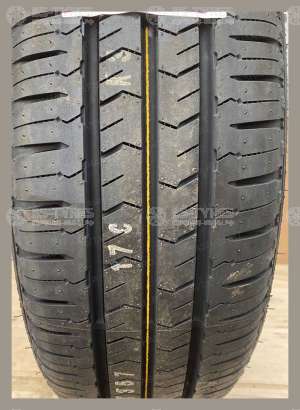 Nexen Roadian CT8 205/75 R16C 113/111R